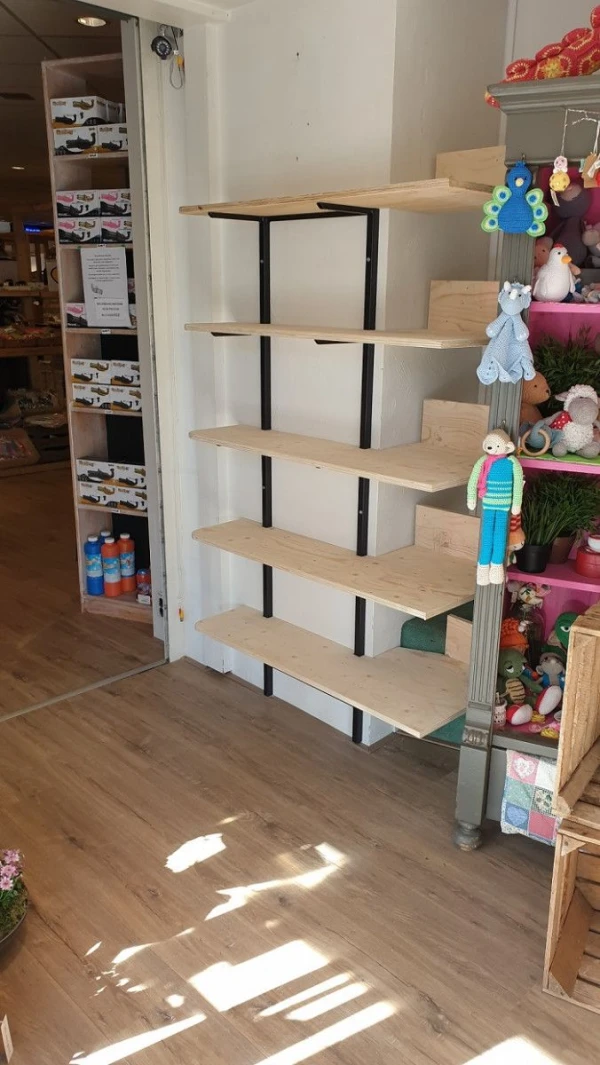 Nieuw plank verhuur voor maar 5,00 euro per week